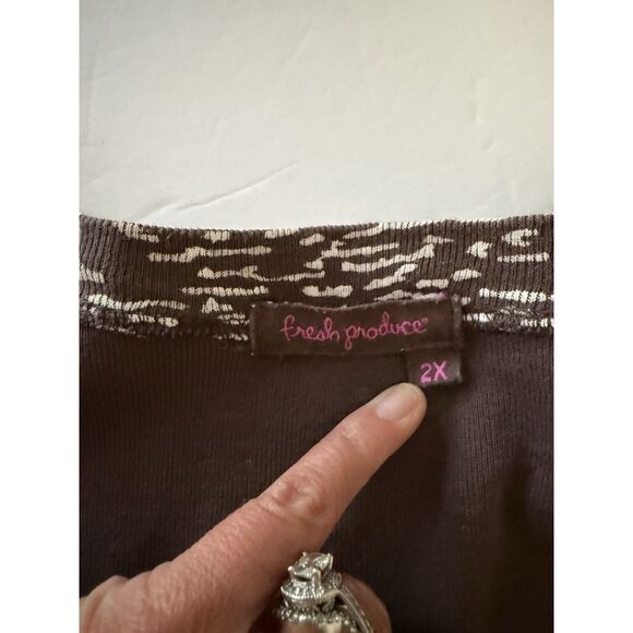 Fresh Produce Top 2X V Neck Relaxed Cotton Blouse 3/4 Sleeve Animal Print Art - Picture 11 of 12